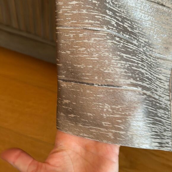 Herve Leger Arlis Bandage Skirt in Platinum Foil Size Small - Picture 10 of 11